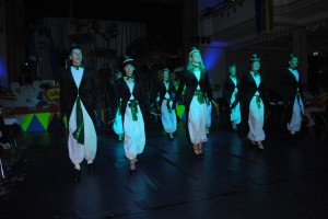 ,,Happy Feed" wird blass und blässer - die Pleißestepper können´s bessser.